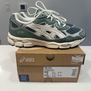 ASICS Gel-NYC Used 9M 1203A383-302